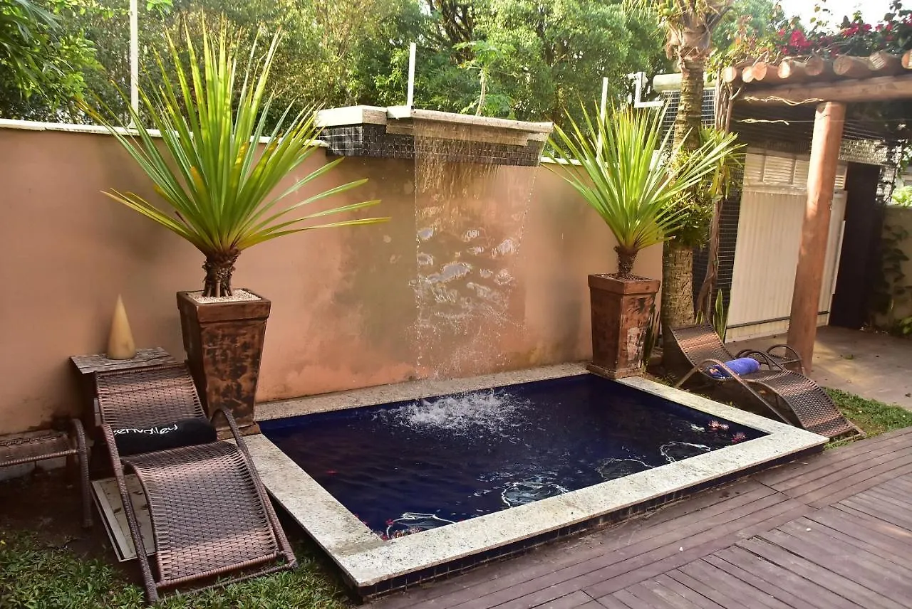 Holiday home Lindas Casas Com Piscina Poucos Metros Do Mar Para 18 Pessoas Bombinhas Brazil