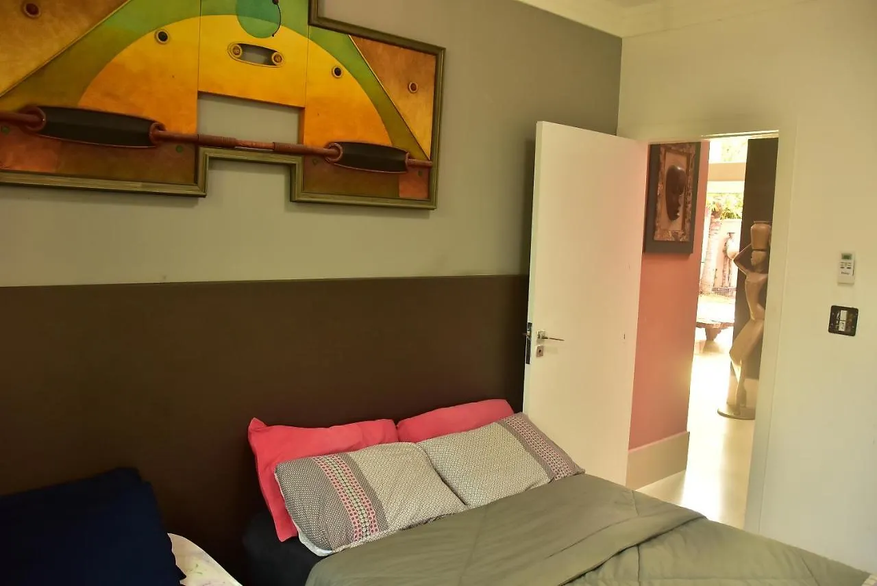 Holiday home Lindas Casas Com Piscina Poucos Metros Do Mar Para 18 Pessoas Bombinhas