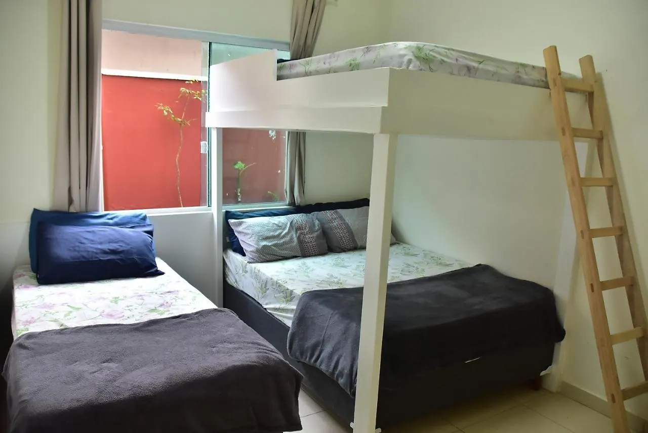 Lindas Casas Com Piscina Poucos Metros Do Mar Para 18 Pessoas Bombinhas 0*,  Brazil
